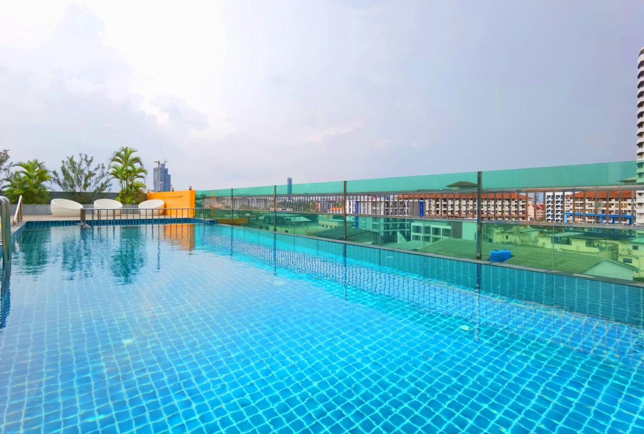 Nova Express Pattaya Hotel Экстерьер фото