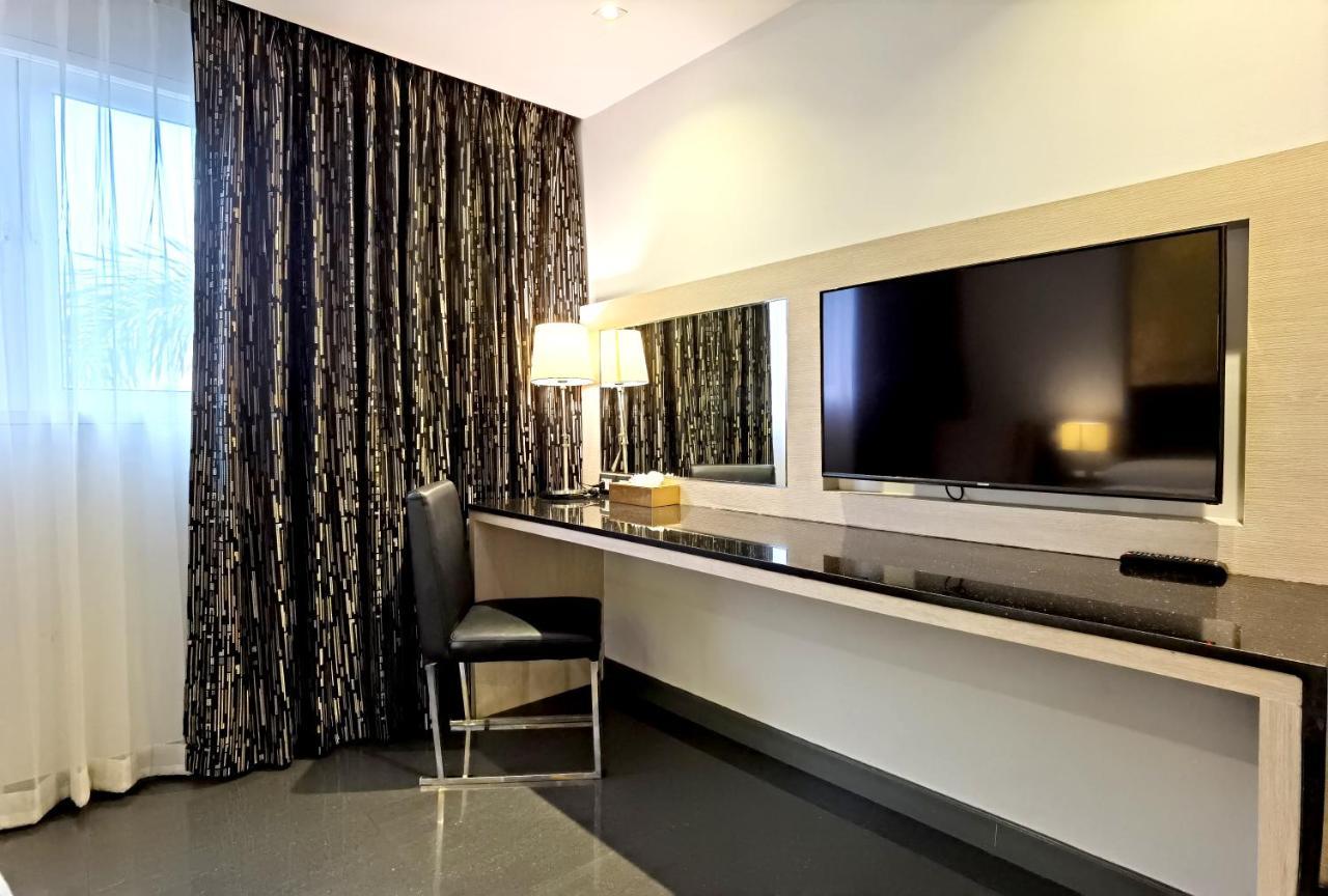 Nova Express Pattaya Hotel Экстерьер фото