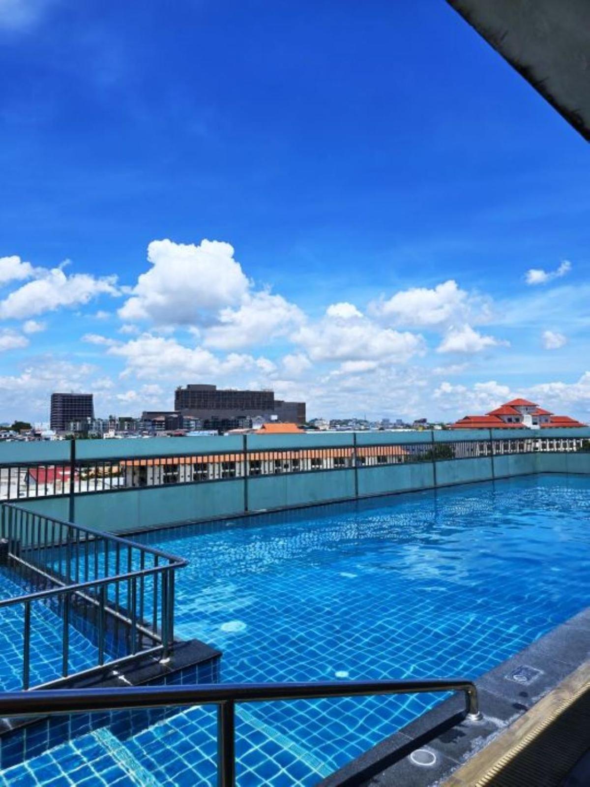 Nova Express Pattaya Hotel Экстерьер фото