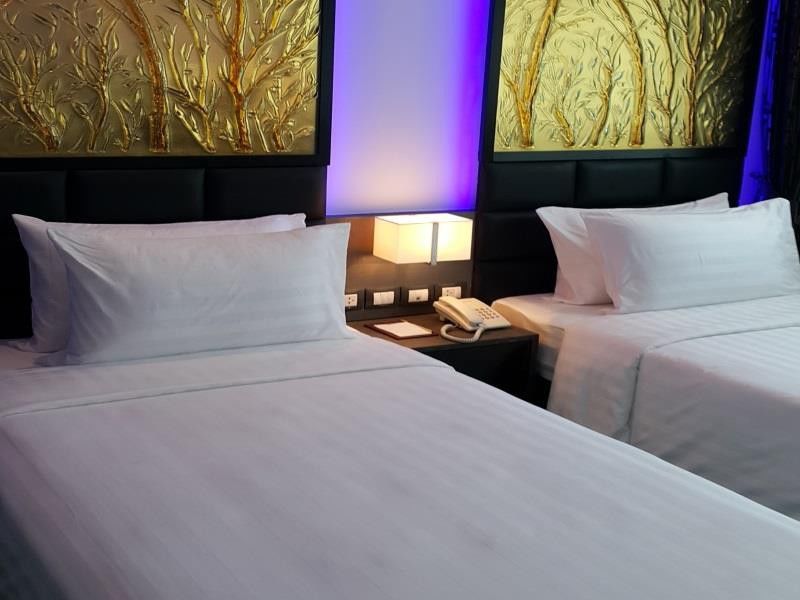Nova Express Pattaya Hotel Экстерьер фото